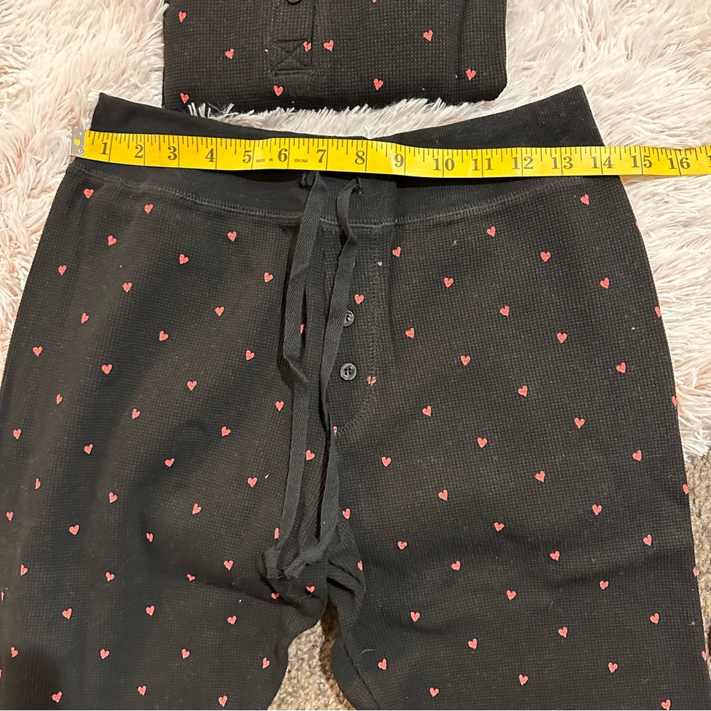 Revolve Plush hearts pajama set new XL - Picture 5 of 9